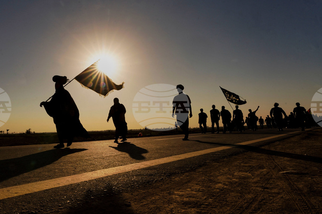 APTOPIX Iraq Arbaeen