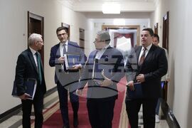 Президентство - деловодство - „Продължаваме промяната“ - петиция - внасяне