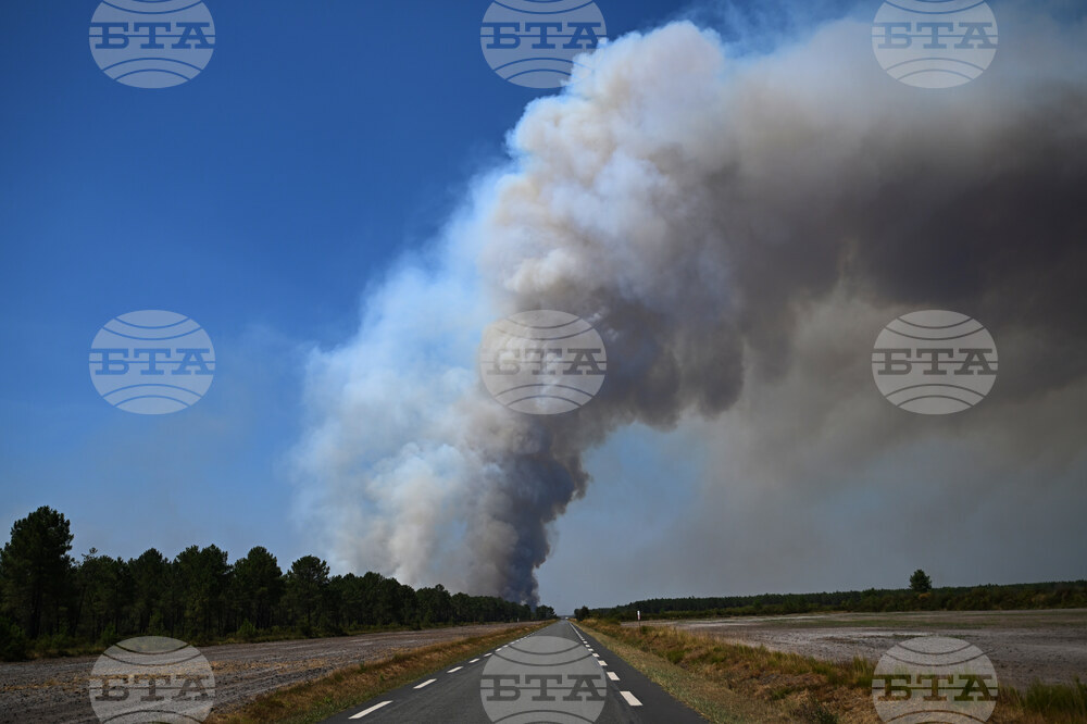 APTOPIX France Wildfires