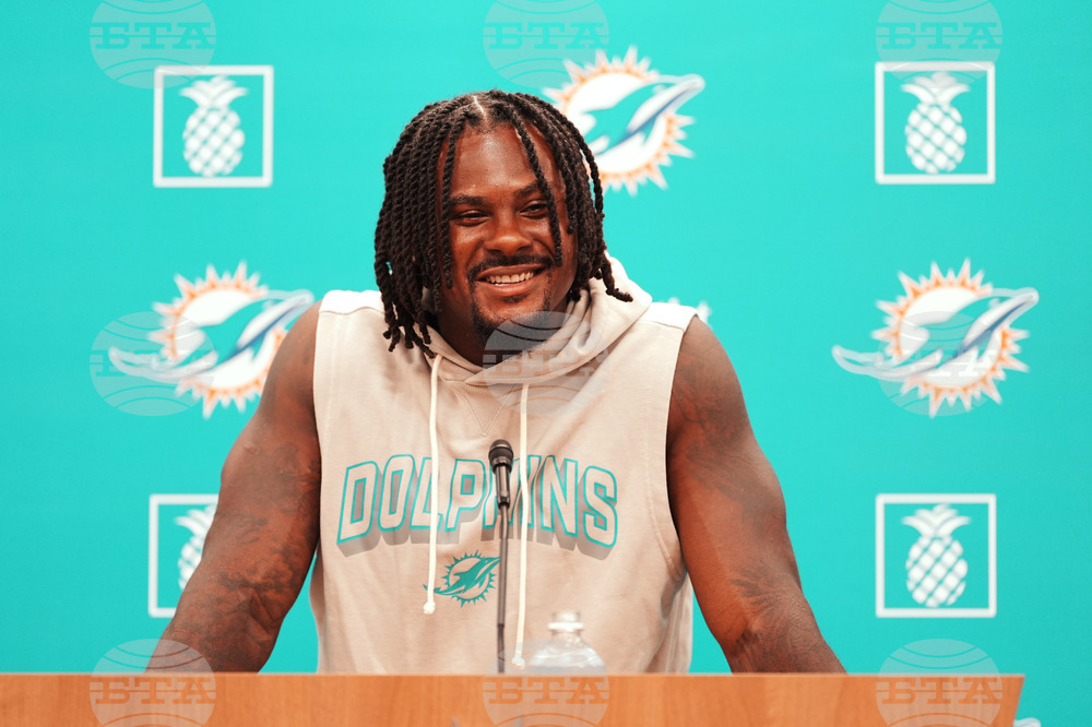 Dolphins Camp Football