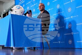 Titans Camp Football