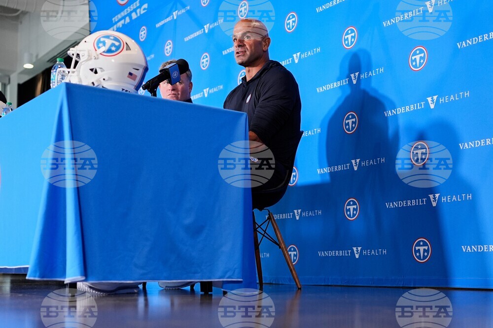 Titans Camp Football