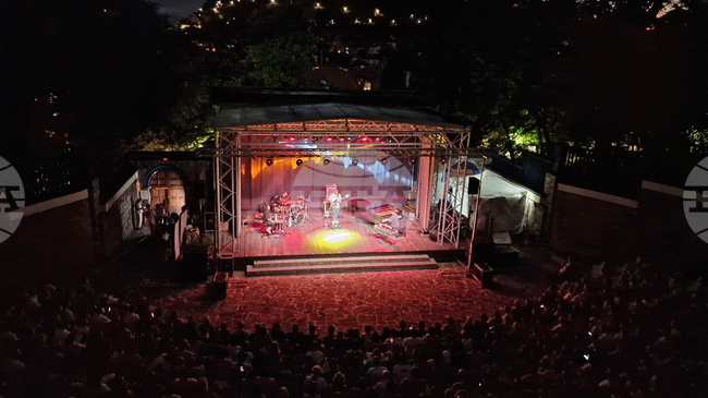 Концерт на пианиста Тигран Хамасян постави началото на лятното издание на Plovdiv Jazz Fest, билетите за музикалния форум са разпродадени