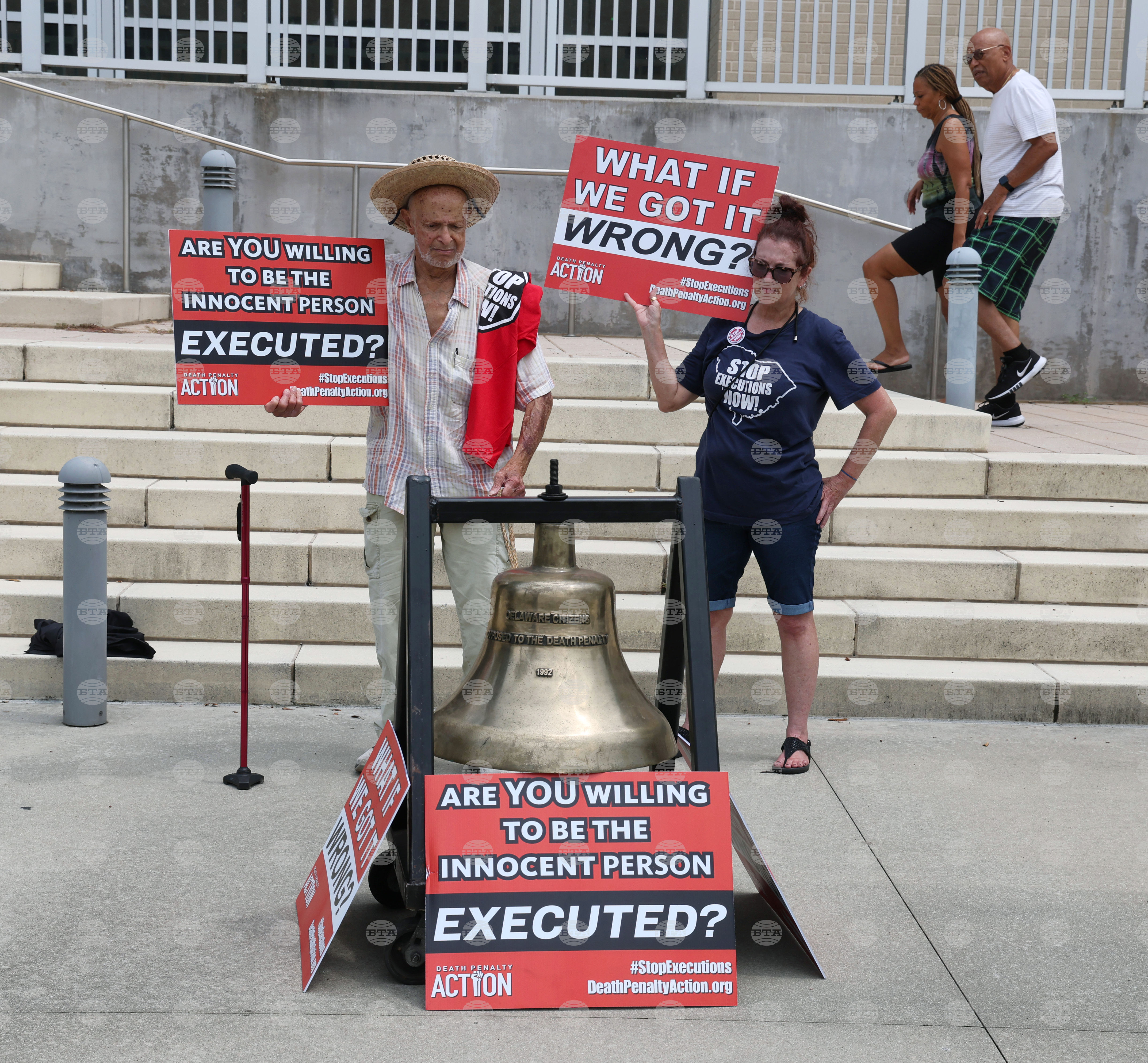 CORRECTION Florida-Double Execution