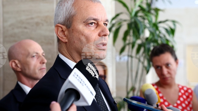 Vazrazhdane Says Government's Revised Programme Confirms Election Pledges Cannot Be Fulfilled