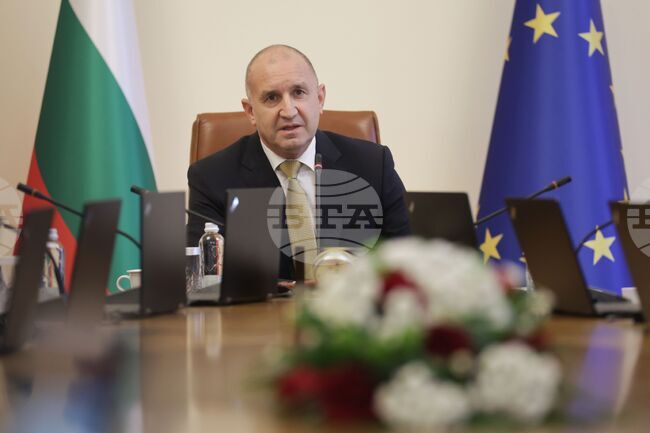 Модернизация на Българската армия и придобиването на противопожарни самолети са обсъдили премиерът и представители на италианския концерн Leonardo