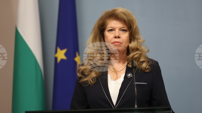 President Iotova Congratulates Young People Building Bulgaria's Future