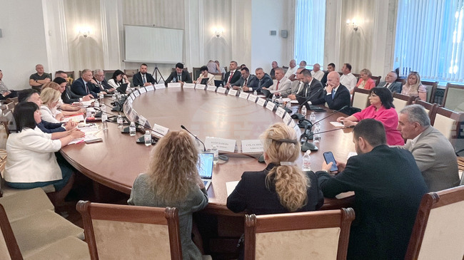 Парламентарната регионална комисия отхвърли на първо четене промени, делегиращи повече правомощия на кметовете на кметства