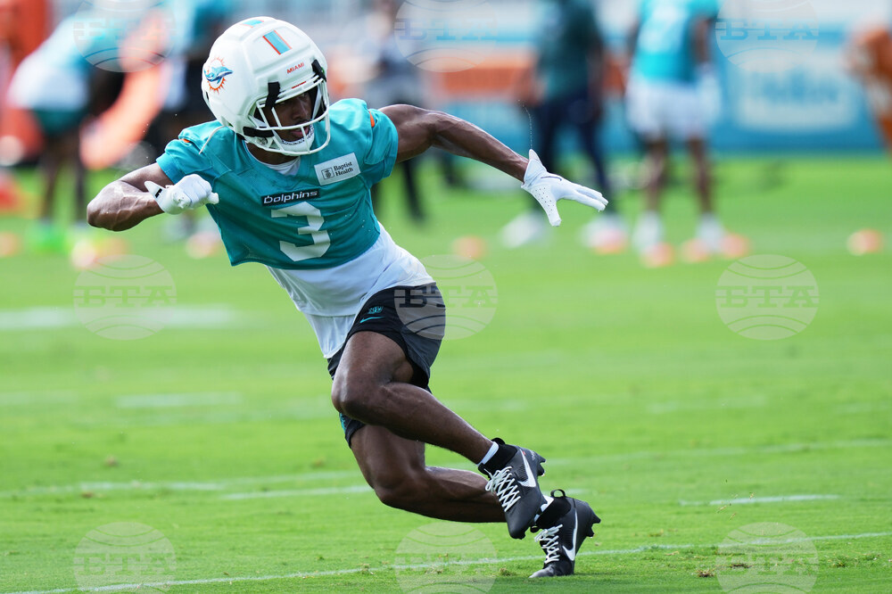 Dolphins Camp Football