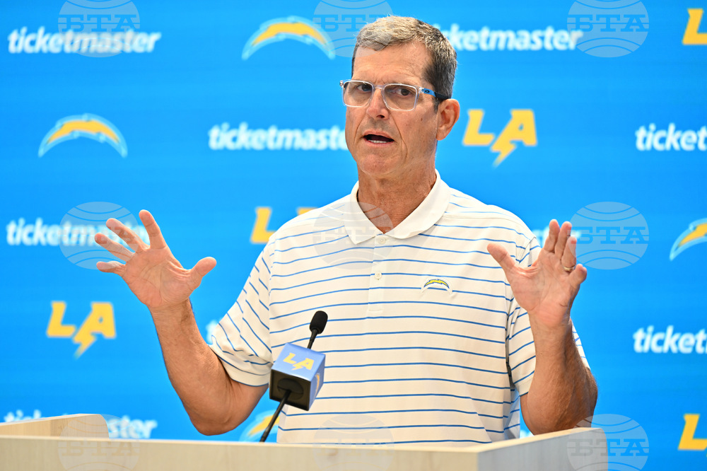 Chargers Camp Football