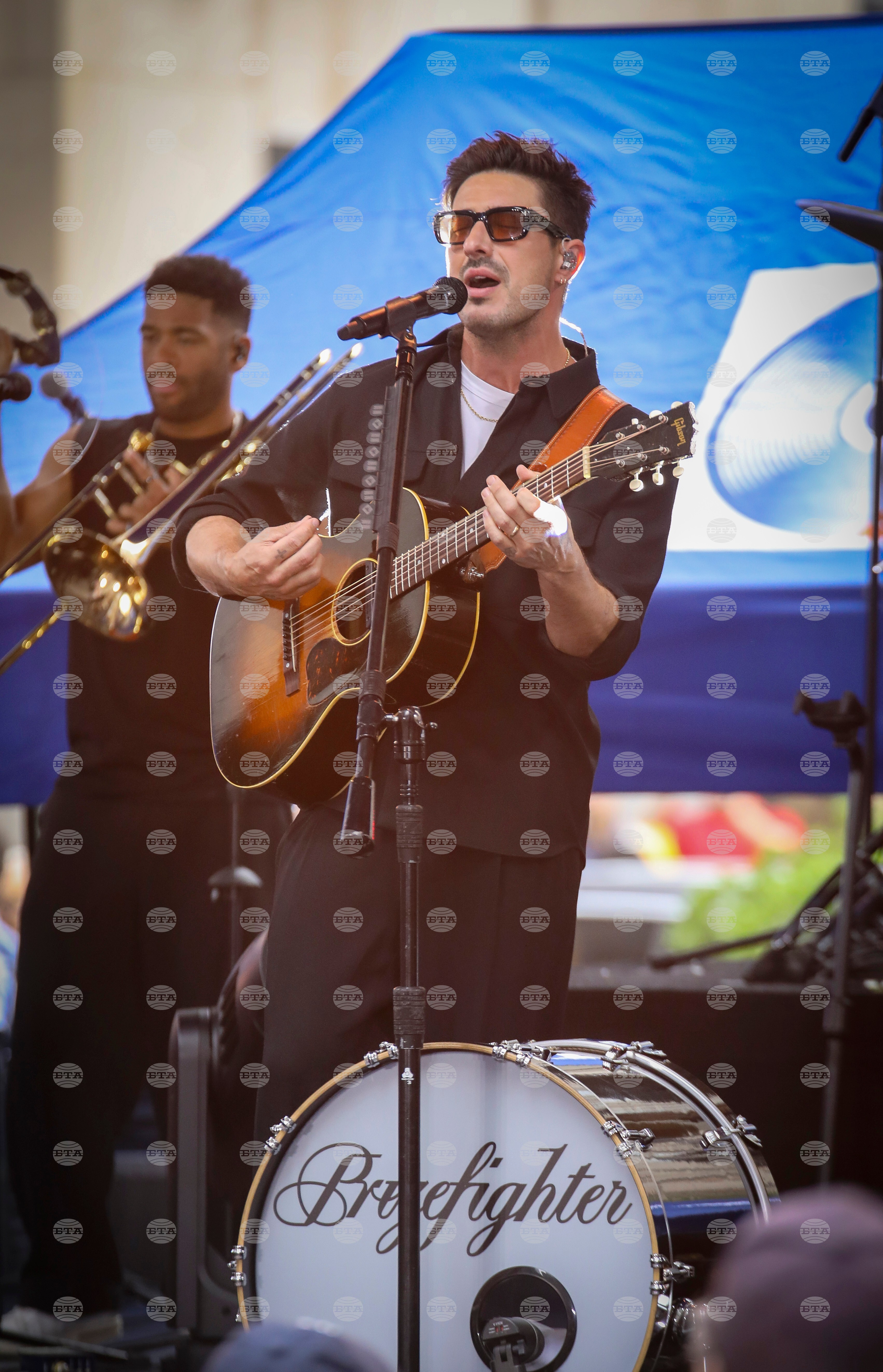 Mumford & Sons Perform on NBC's Today Show
