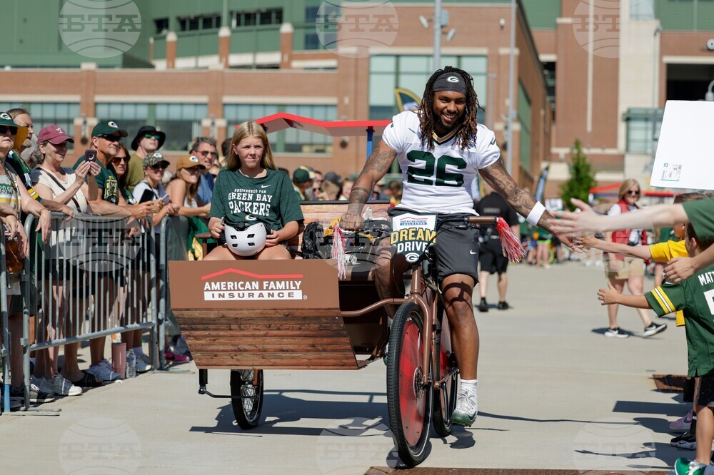Packers Camp Football