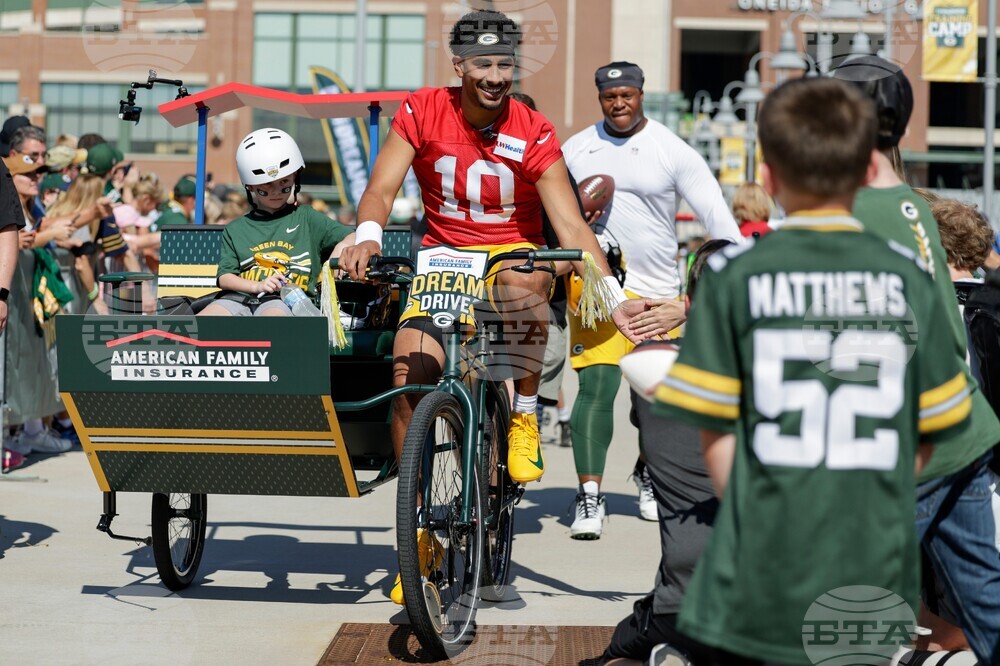 Packers Camp Football
