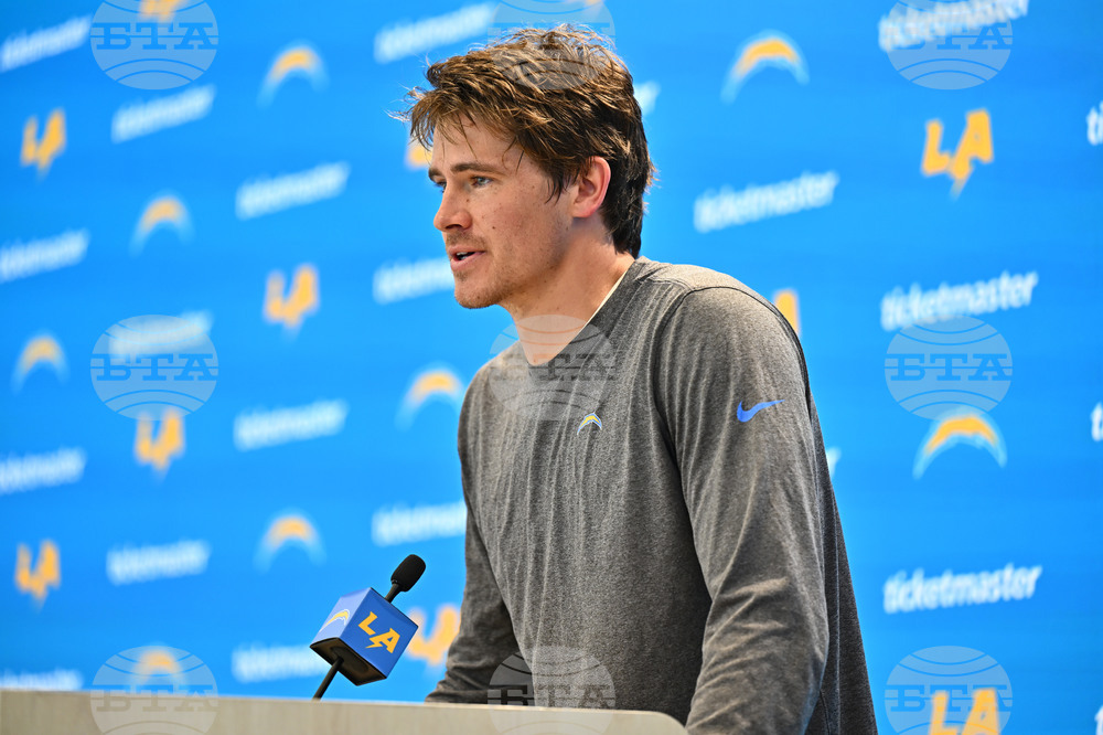 Chargers Camp Football