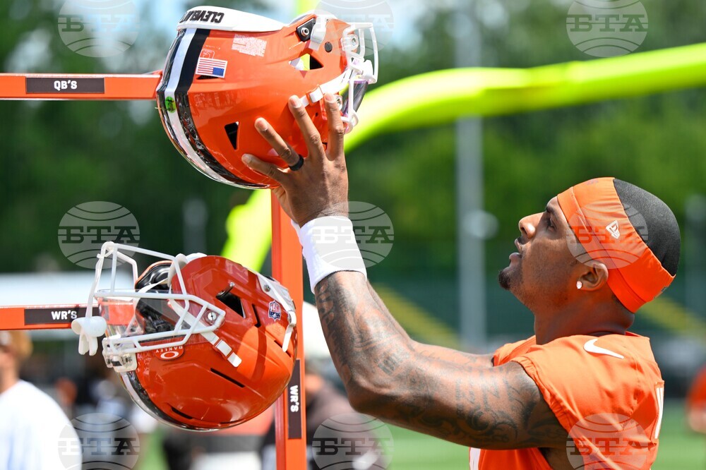 Browns Camp Football
