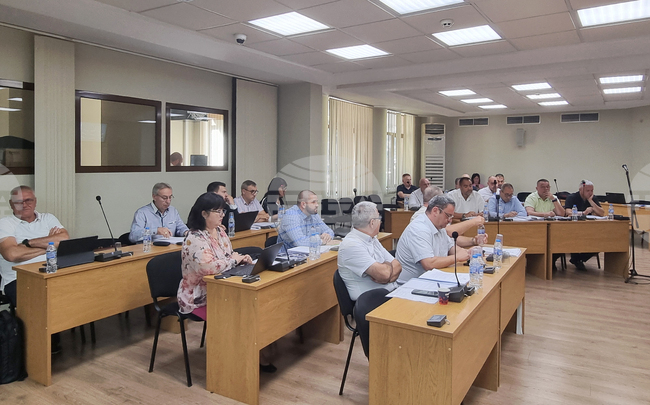 Общинският съвет в Плевен прие решение за реда за ползване на дворове и спортни площадки на открито, които са част от учебната база