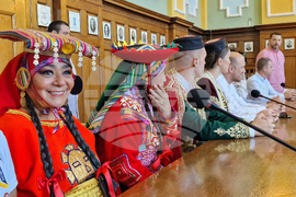 Пловдив - Международен фолклорен фестивал - участници - среща