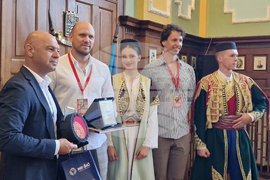 Пловдив - Международен фолклорен фестивал - участници - среща