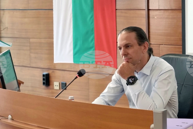 Община Ямбол ще кандидатства за близо 15 милиона евро безвъзмездна помощ по програма „Развитие на регионите” решиха съветниците