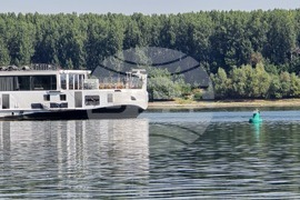 Село Гомотарци - заседнал кораб - изтегляне