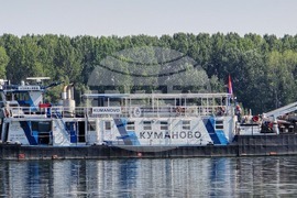 Село Гомотарци - заседнал кораб - изтегляне