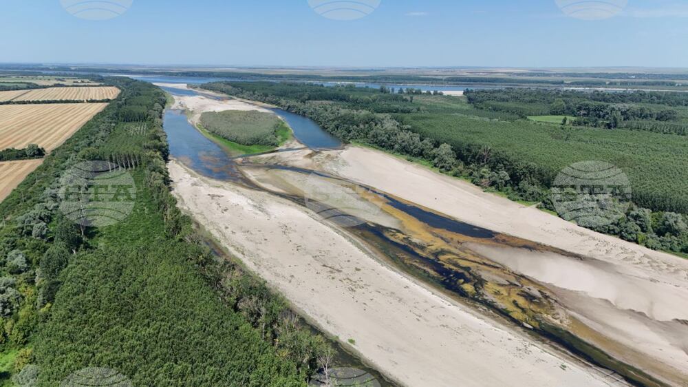 Historically Low Danube Levels Disrupt River Shipping, Bulgarian Maritime Administration Warns
