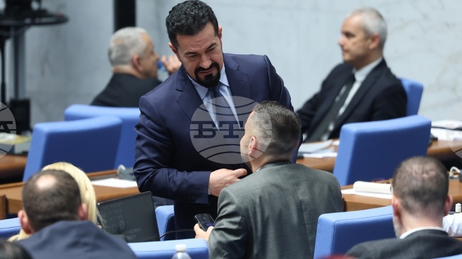 Парламентът прие окончателно промените в Изборния кодекс