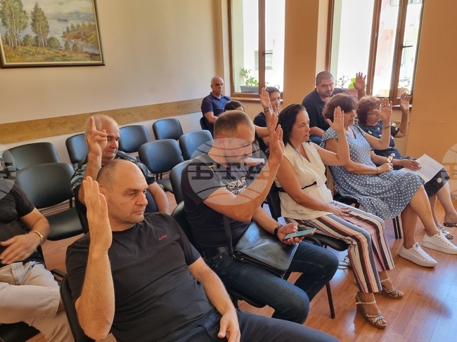 Съветниците в Трън одобриха продажбата на общински имот в село Стайчовци с площ 770 кв. м