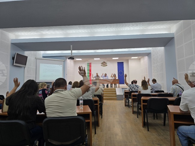 Председателят на Общинския съвет в Свищов отчете дейността на Общинския съвет и на неговите комисии