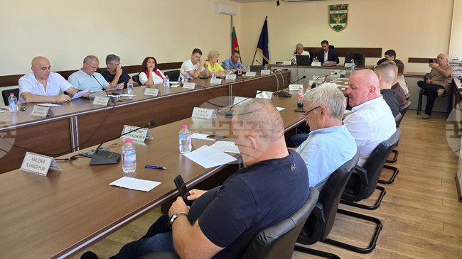 Общинският съвет в Гоце Делчев подкрепи предложения за статута на две училища и детска градина