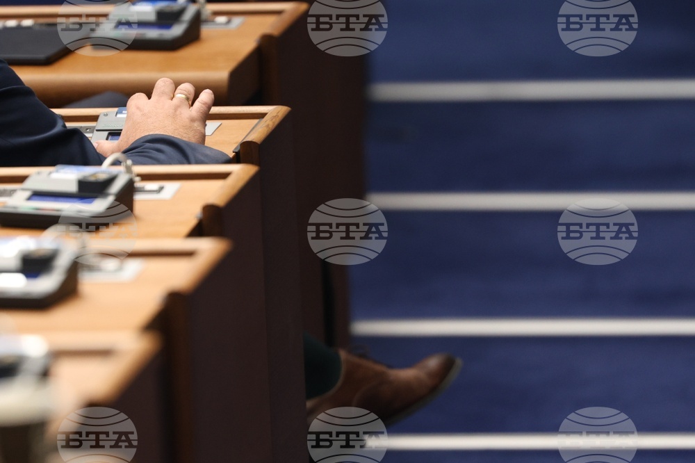 Parliament Adopts Election Code Amendments on Machine Voting, Voting Abroad and Accessibility
