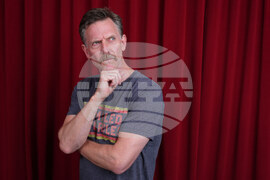 CORRECTION "Super Troopers 3" Portrait Session