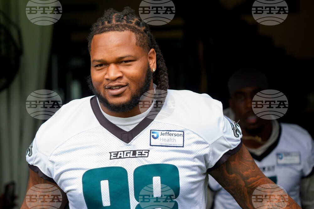 Eagles Camp Football