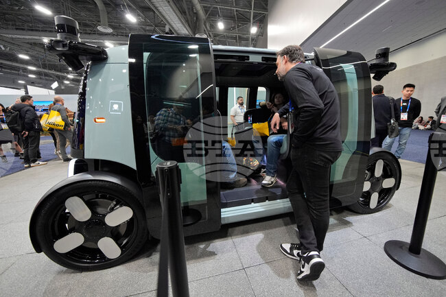 Robotaxis Without Steering Wheels