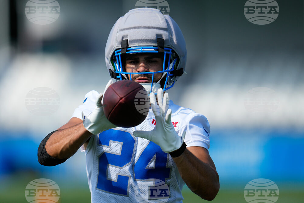 Lions Camp Football