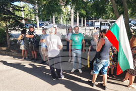 Ямбол - протест срещу американски самолети на авиобаза „Безмер”