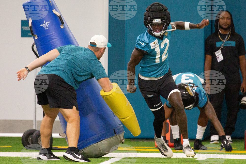 Jaguars Camp Football