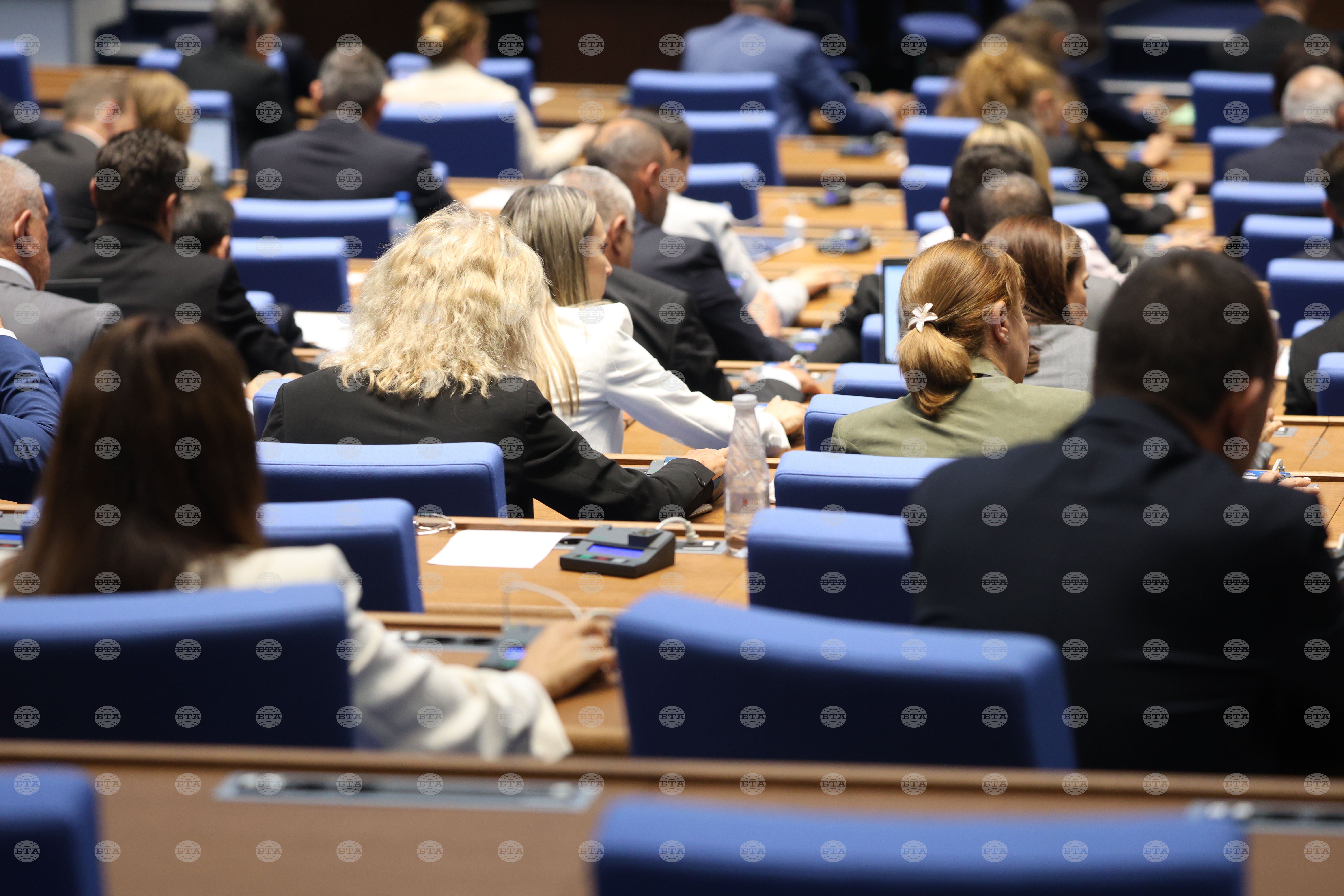 Bulgaria kasa0037 2026 world news from bulgaria balgarianovinite. Com parliament on thursday passed on first and second reading in a single sitting a bill ratifying... Parliament ratifies safe loan agreement, operational arrangements with european commission 2026 българия новините balgarianovinite. Com 2026-07-30 19:08:16 bulgaria parliament ratifies safe loan agreement, operational arrangements with european commission 2026 investigative journalism and investigative reporting news agency burgas bulgaria
