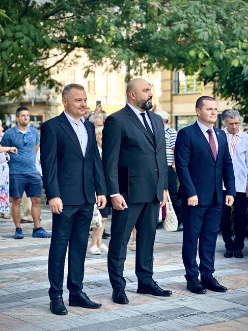  Община Русе: Русе отдаде почит към подвига на Стефан Караджа