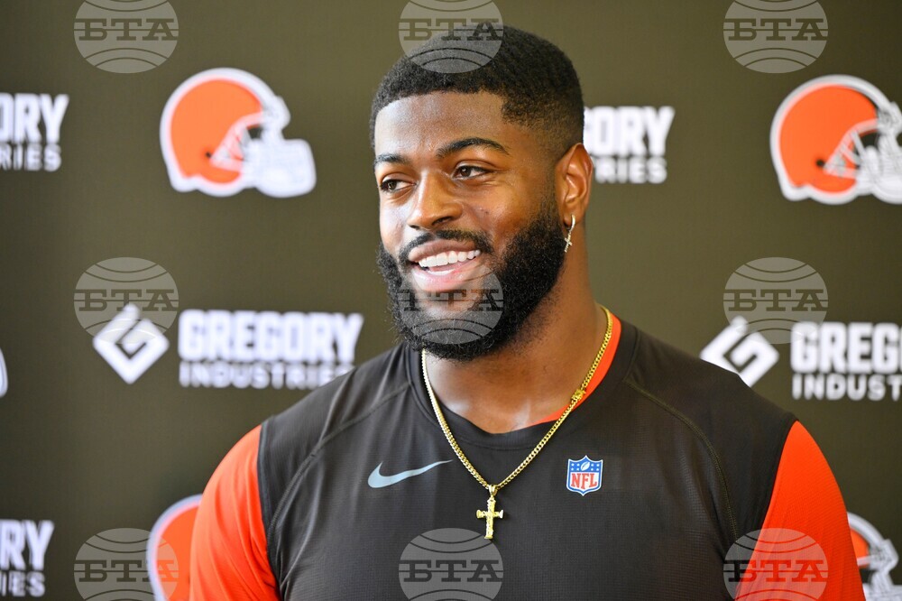 Browns Camp Football