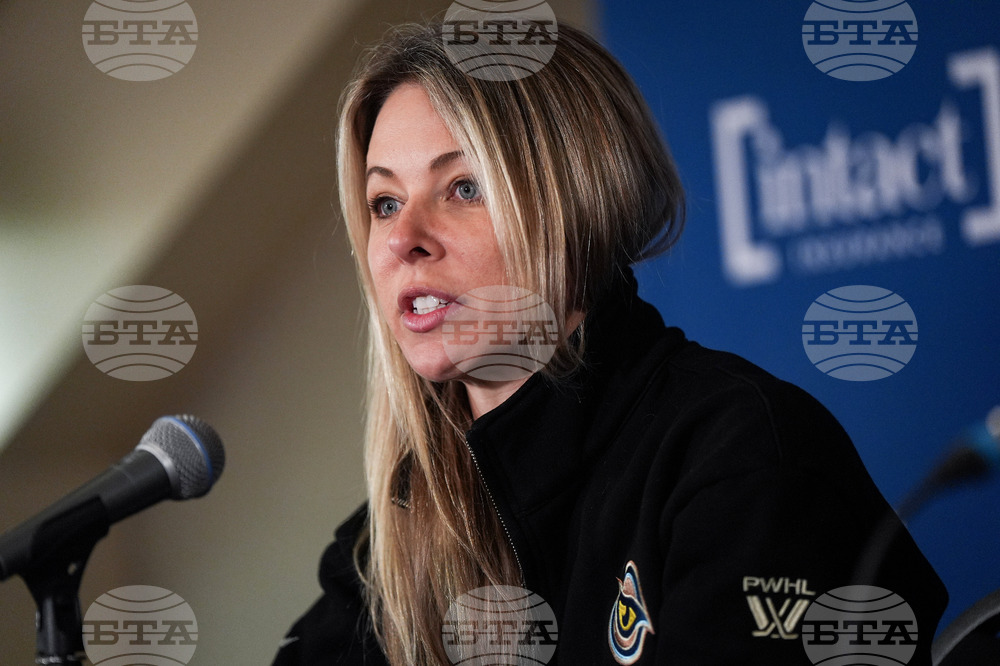 PWHL Goldeneyes Gardner Morey Hockey