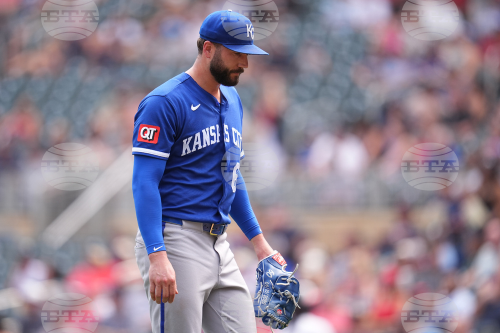 Royals Twins Baseball