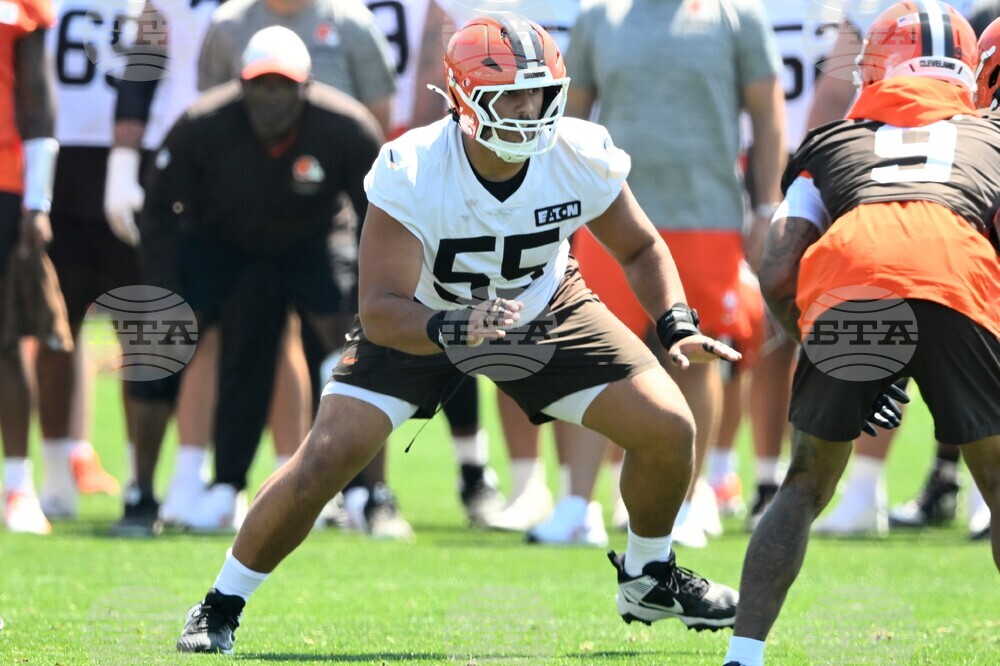 Browns Camp Football