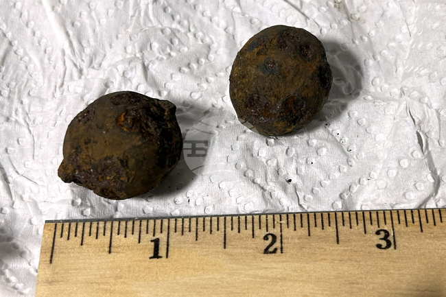 Stolen Cannonballs Airport