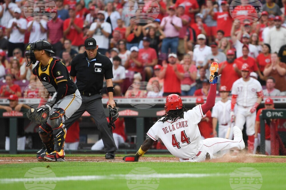 Pirates Reds Baseball