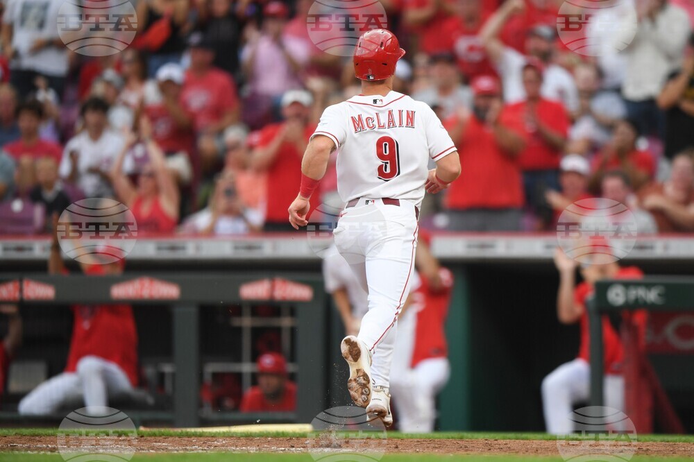 Pirates Reds Baseball
