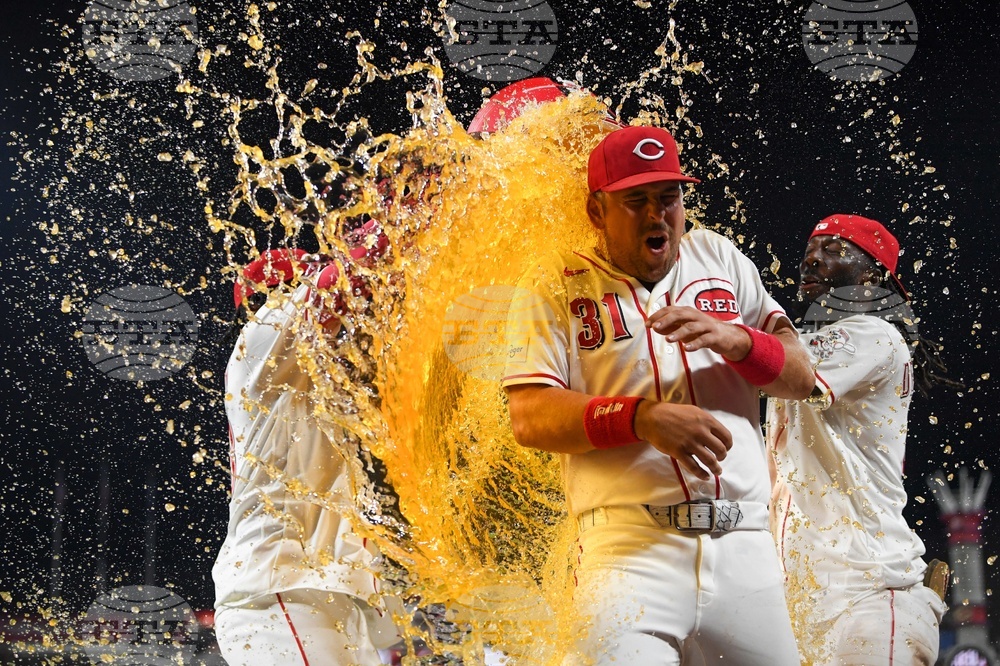 Pirates Reds Baseball