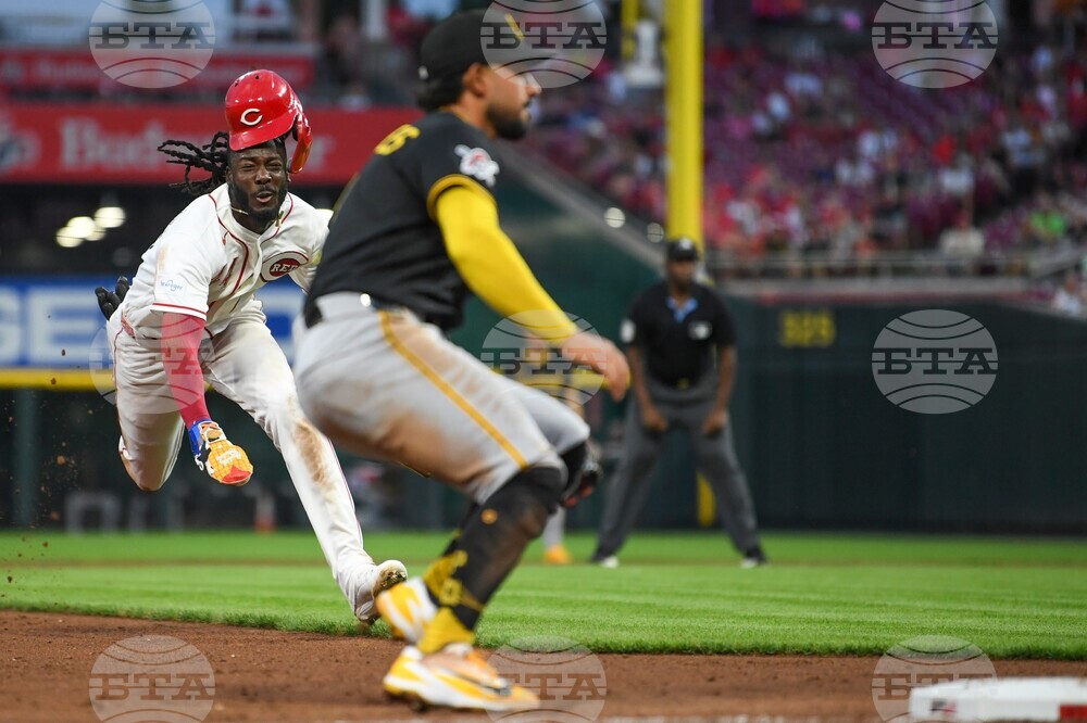Pirates Reds Baseball
