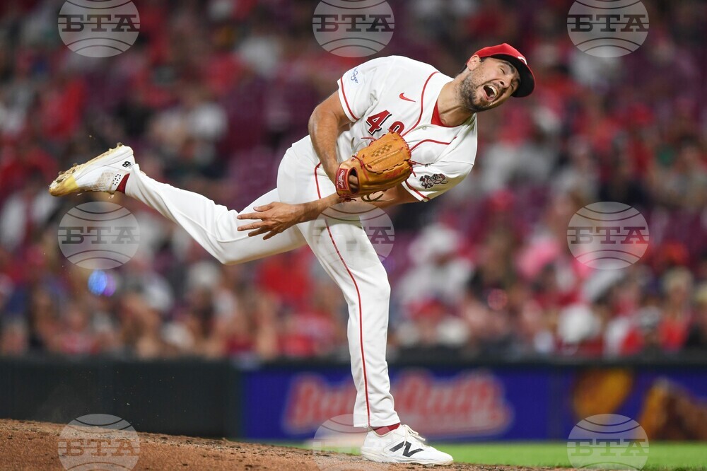 Pirates Reds Baseball