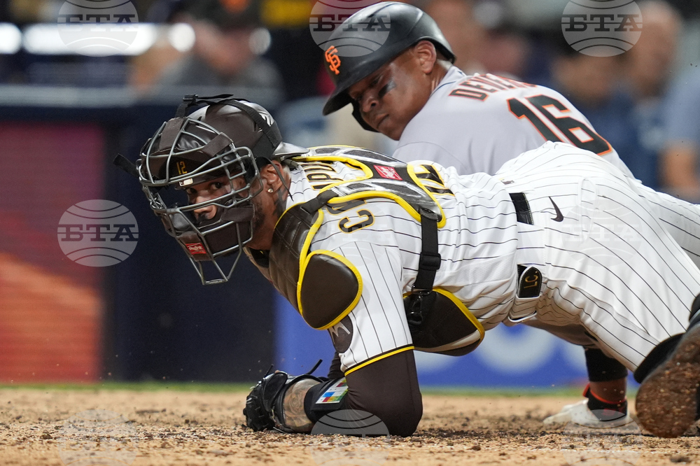 Giants Padres Baseball